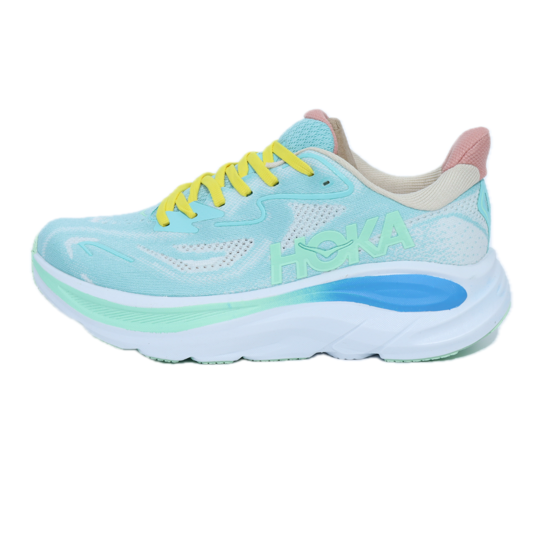 Hoka Clifton 10