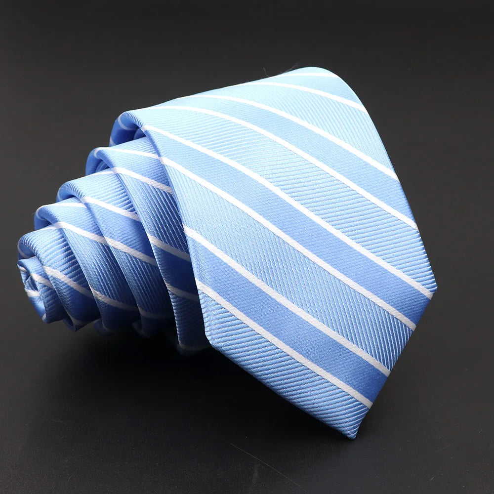Cravatta a Righe Stile Classico