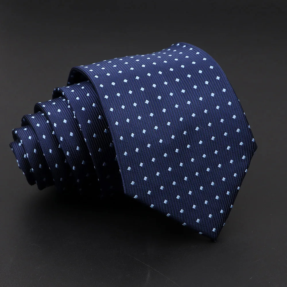 Cravatta a Righe Stile Classico