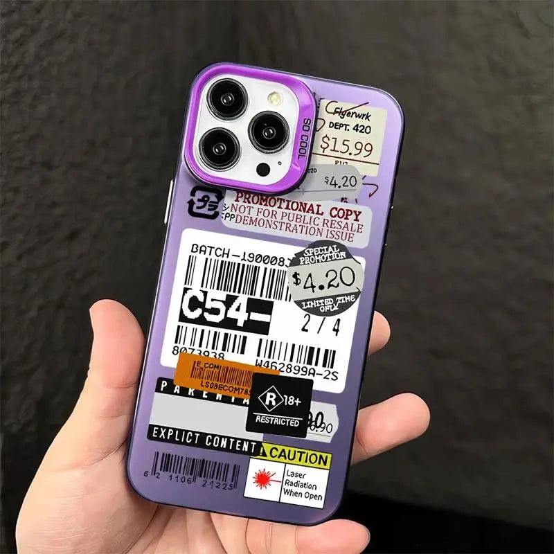 Funda con diseño de código de barras y collage de pegatinas para iPhone 13