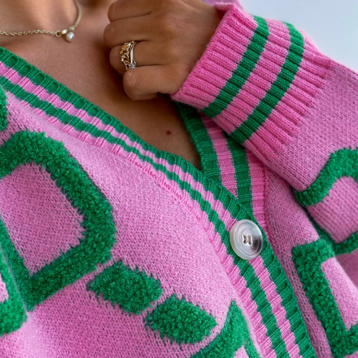 Cardigan Stile Coreano con Ricamo a Lettere