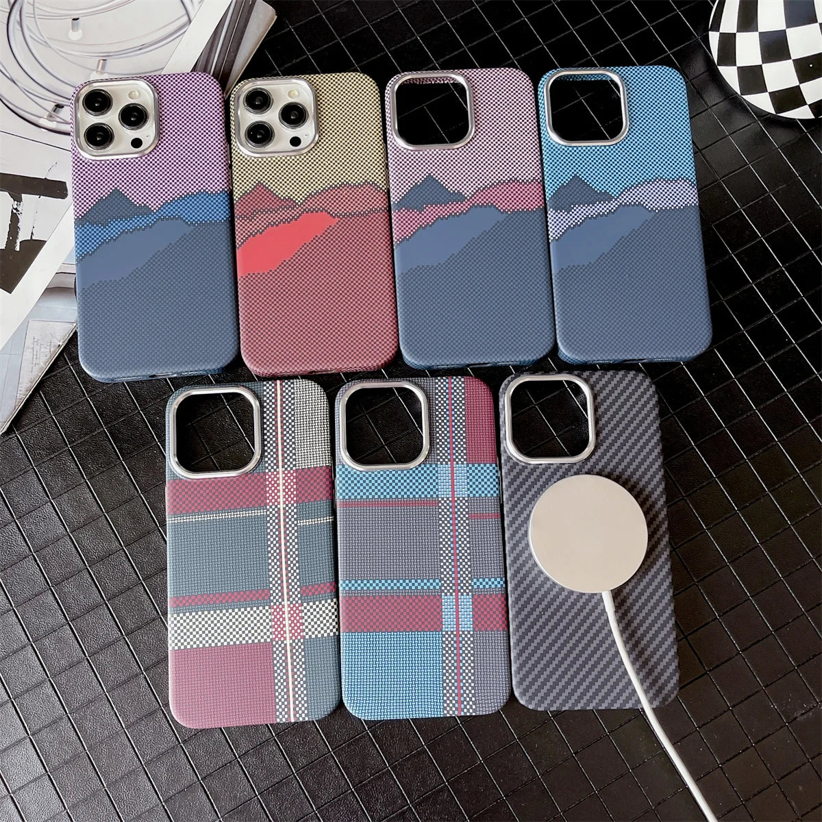Elegant Case with Kevlar Pattern Design iPhone 12