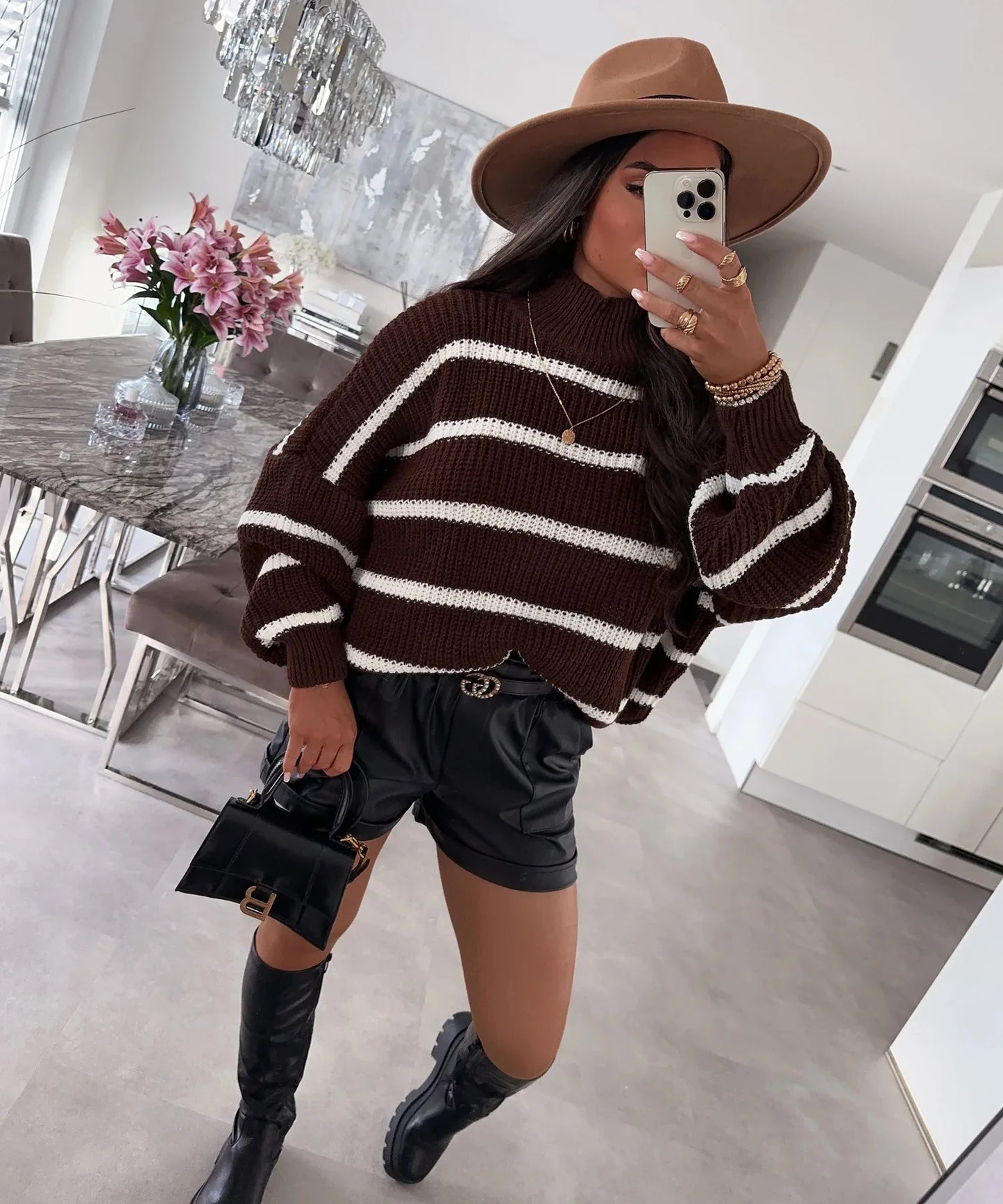 Maglione Stile a Righe a Contrasto