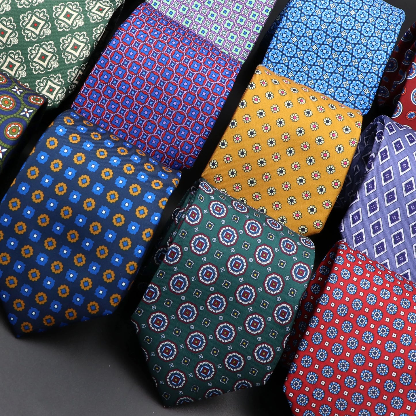 Cravatta Elegante in Raso