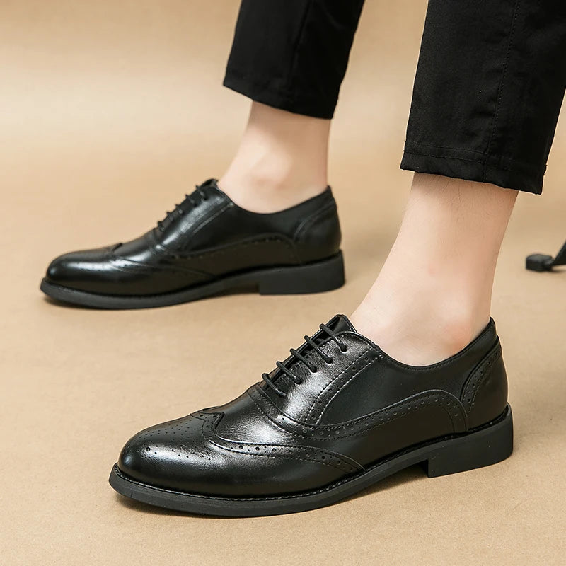 Scarpe Oxford Brogue da Uomo in Pelle