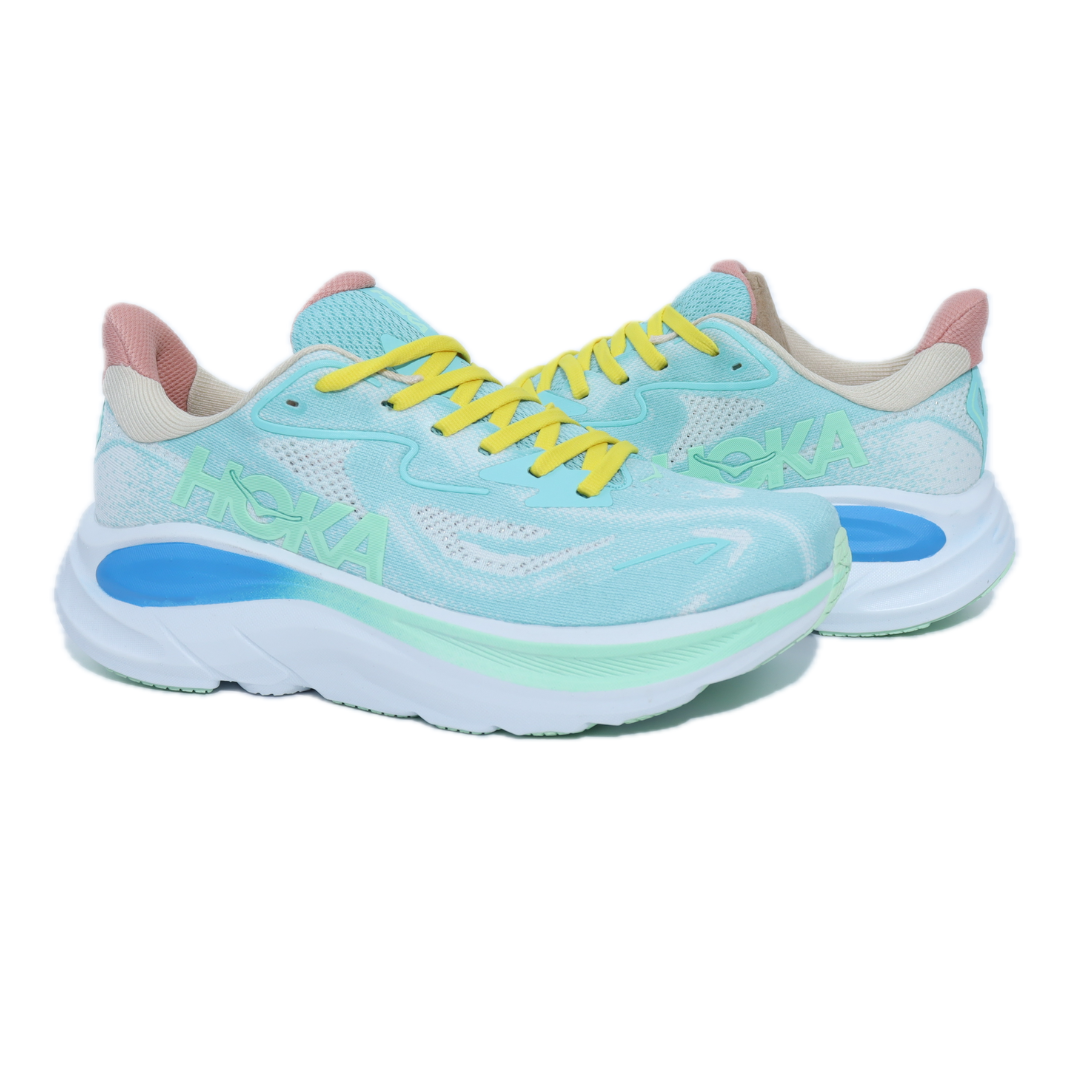 Hoka Clifton 10