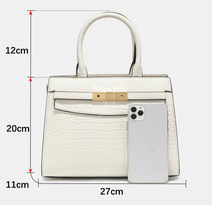 Borsa a Mano in Vera Pelle con Texture Elegante
