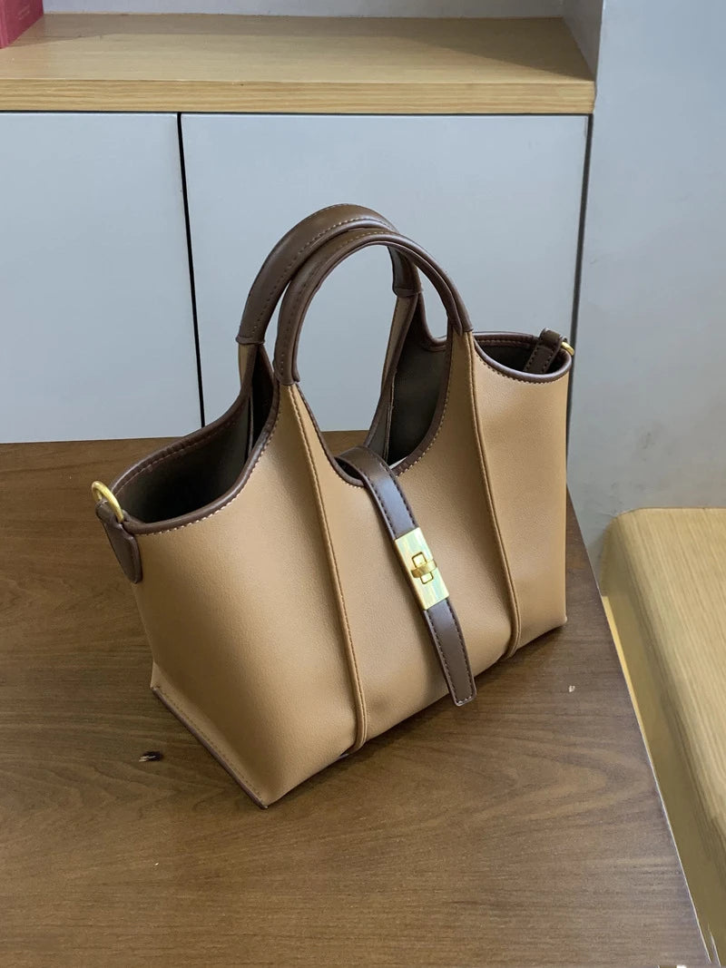 Bolso Saco Urban Chic de Lona y Piel