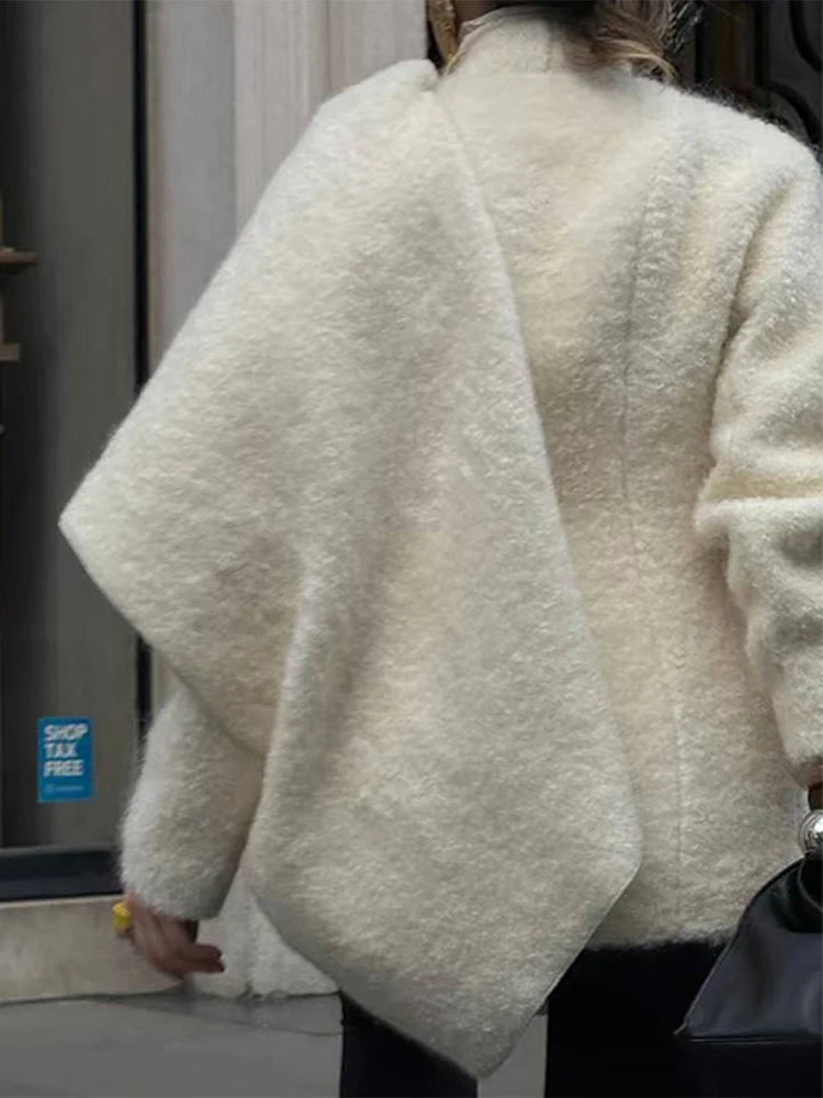 Cappotto Donna con Mantella e Sciarpa