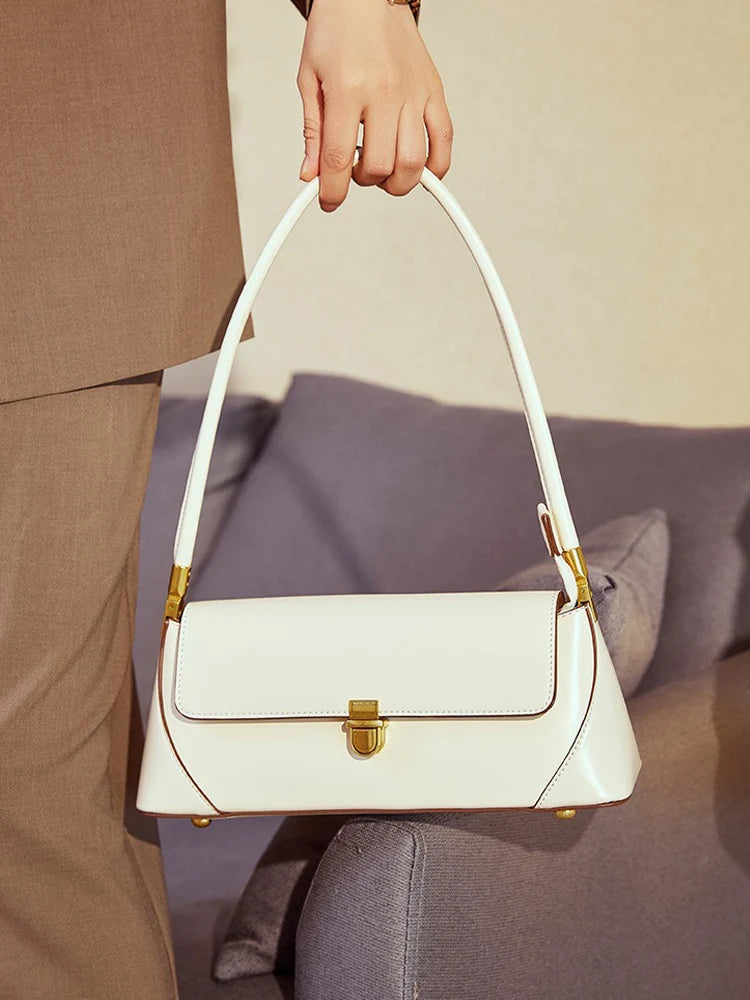 Bolso de hombro de cuero estilo francés