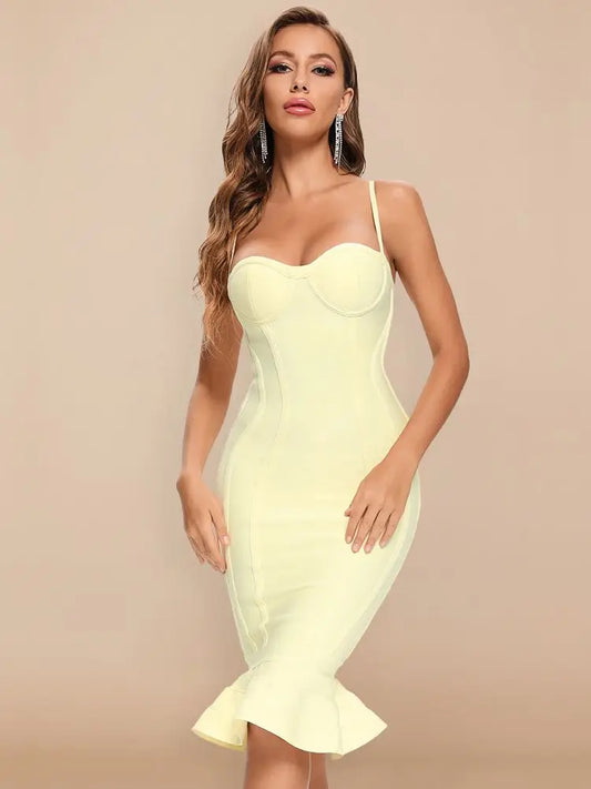 Abito a Sirena con Volant e Spalline Sottili
