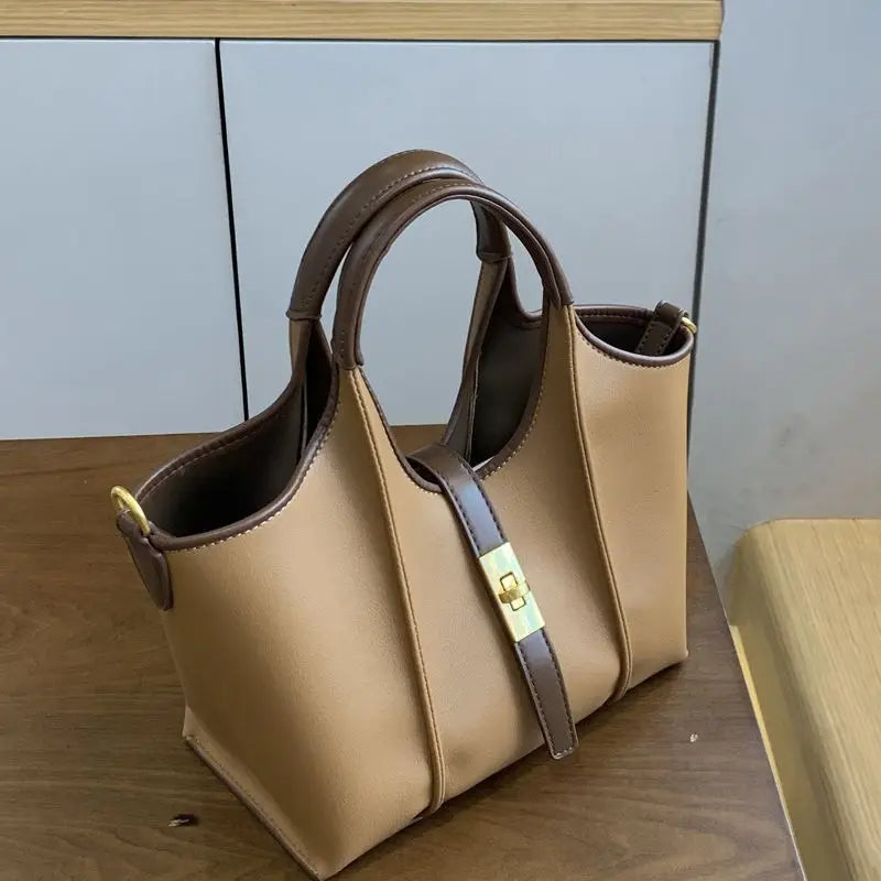 Bolso Saco Urban Chic de Lona y Piel