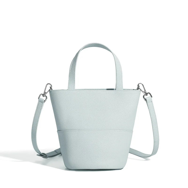 Bolso tipo bombonera de piel auténtica