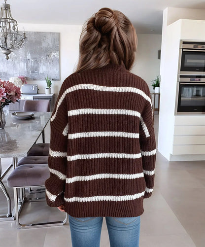Maglione Stile a Righe a Contrasto