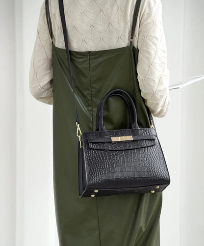 Borsa a Mano in Vera Pelle con Texture Elegante
