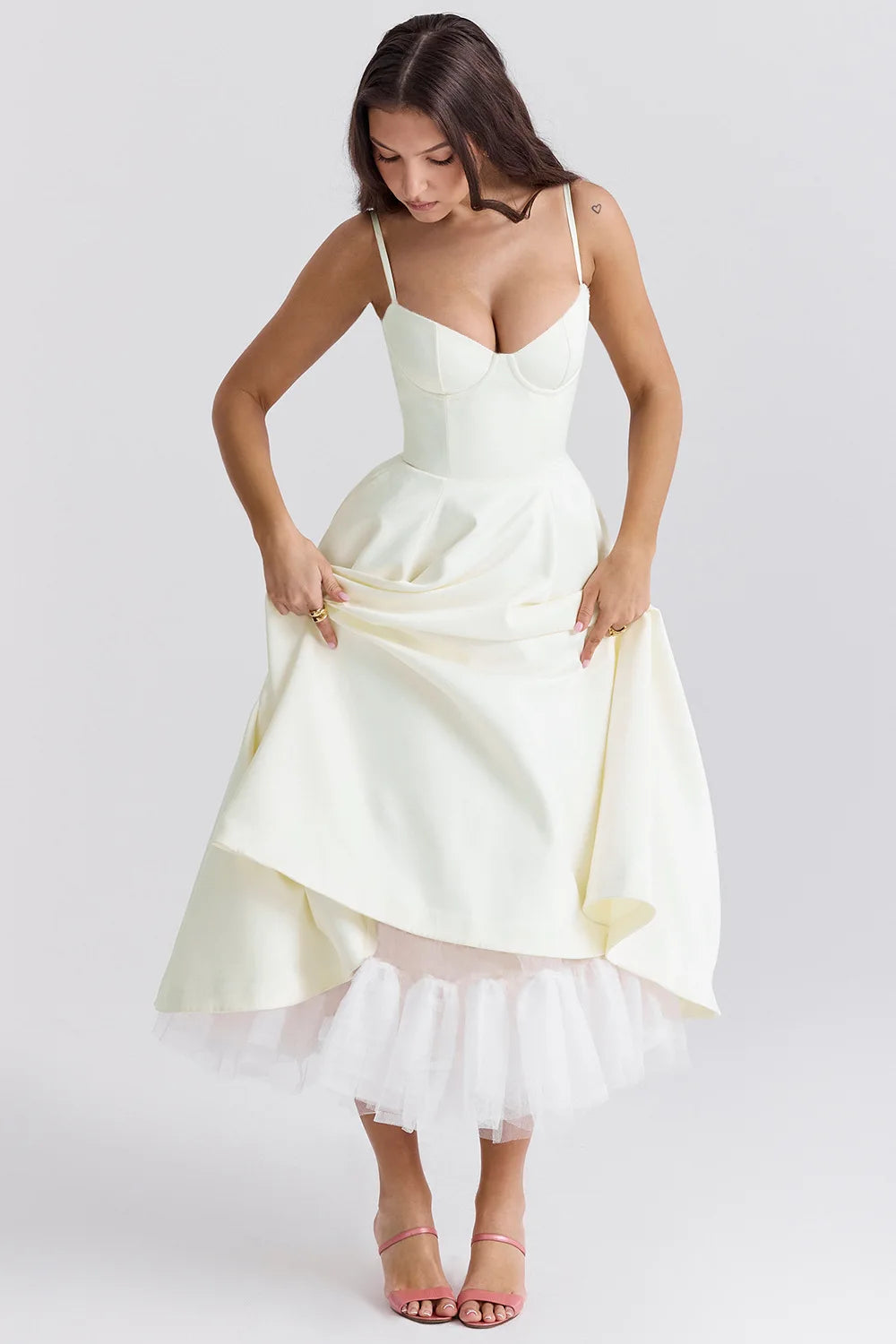 Abito Midi A-Line con Scollo Cuore