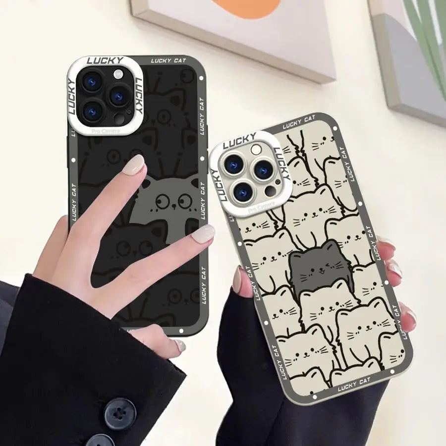 Funda protectora con diseño de gato de la suerte para iPhone 11