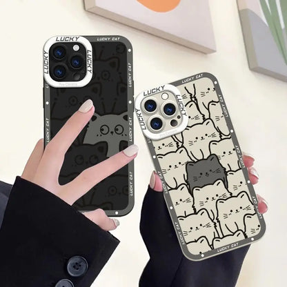 Funda protectora con diseño de gato de la suerte para iPhone 16