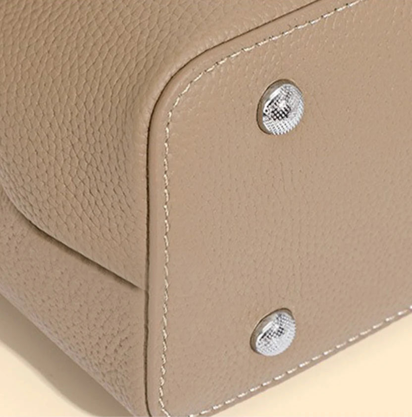 Bolso de hombro de cuero