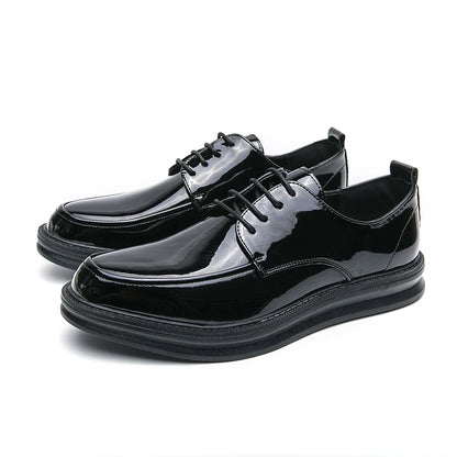 Scarpa Oxford Bianca in PU Verniciato