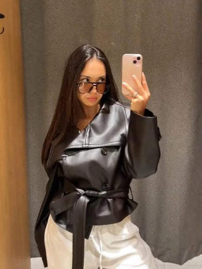 Giacca Donna in Pelle PU con Maxi Revers