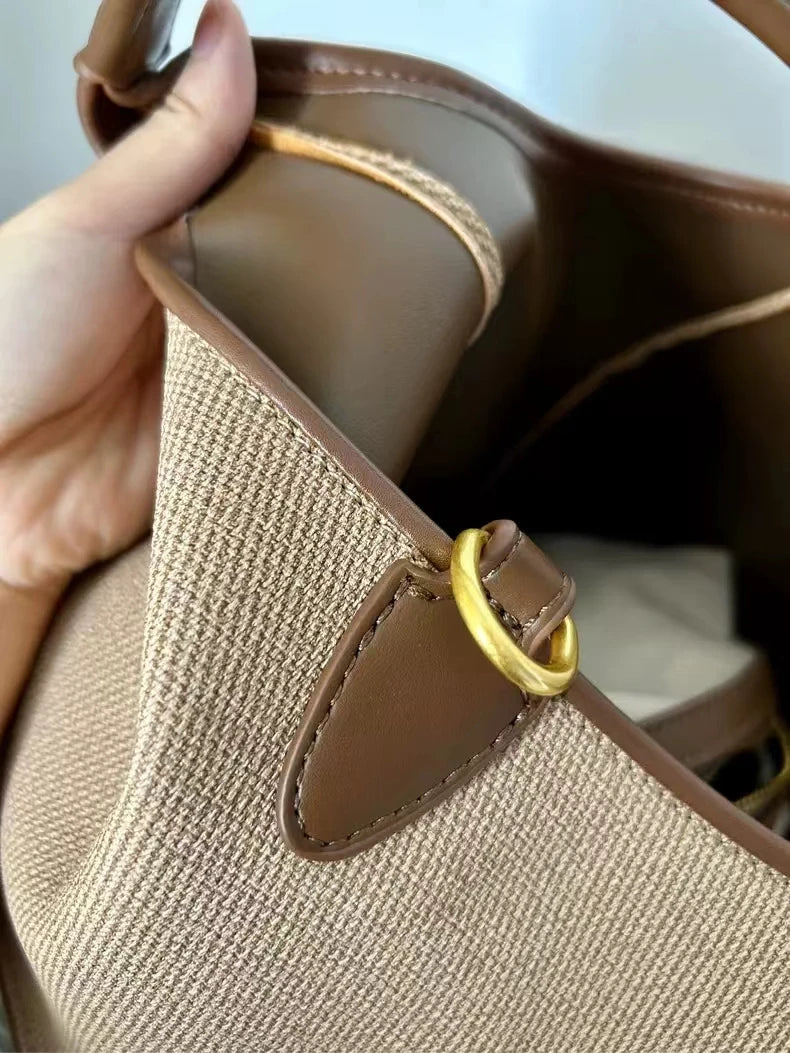 Bolso Saco Urban Chic de Lona y Piel