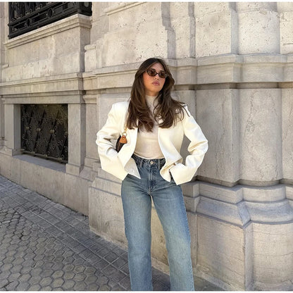 Giacca Corta Donna con Scollo a V